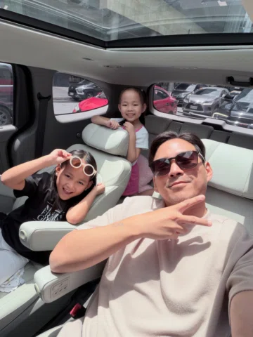 Take your daughters to work day 😊
