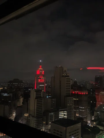 🧸💿🏙️
