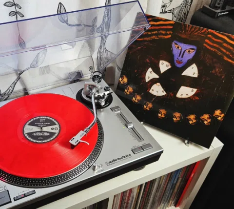 🔎 System Of A Down - Hypnotize

2012 • American Recordings • Unofficial Release