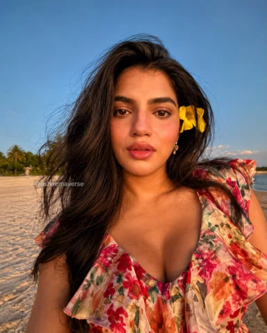 The REAL-LIFE mermaid. 🧜‍♀️🌊
@asheemavardaan

.

Asheema Vardaan’s journey in 