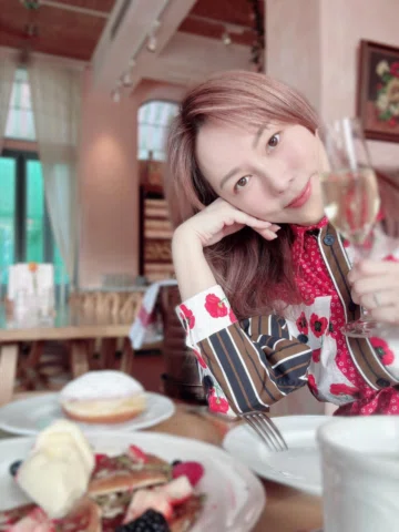 Cheers 🥂 
終於要放空一下
#可以hea的話不會郁 
#happyhourvibes
