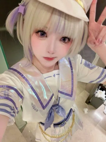 Can you see these as live photos🐧⚡️？
#hololive #cosplay #轟はじめ