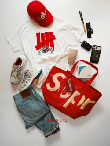 Summer life #pantone294 #undefeated #kswiss #seycoffee #supreme