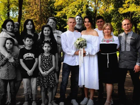 «Тут діти. Дуже багато дітей» – такі слова прозвучали цієї ночі над руїнами буди