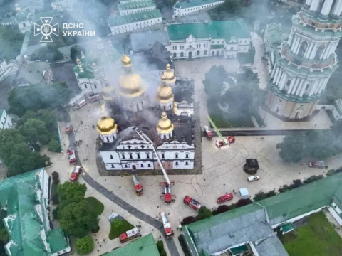 Нехай кожен, хто говорить про «велику російську культуру», побачить це. Росію в 