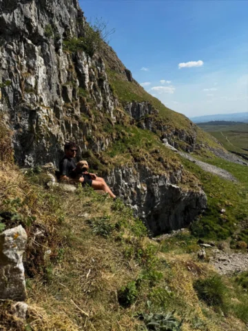Settled on a clifftop