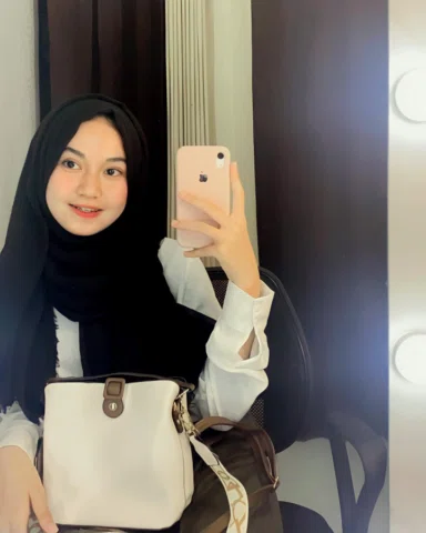 & senyum pepsodent
•
•
👜 from @fabiolashop_