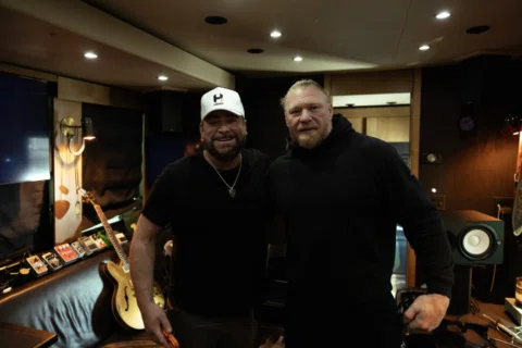 Look who pulled up on the bus… my man Brock Lesnar. Always good seein’ you, brot