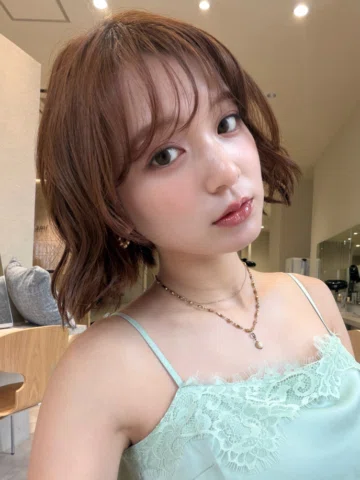 ピーチメイク🍑
7/18日のリールに載せてるよ🫶

お花がある生活、幸せ☺︎