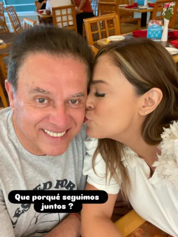 Nos preguntan por que seguimos juntos ? 

y seguimos aquí porque nadie más aguan