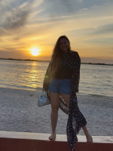 Dicen que los atardeceres duran solo unos minutos… pero hay algunos que te reini