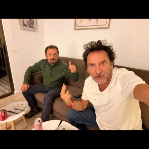 Doy gracias a la vida y a mis papás que me pusieron en mi vida y camino a estos 