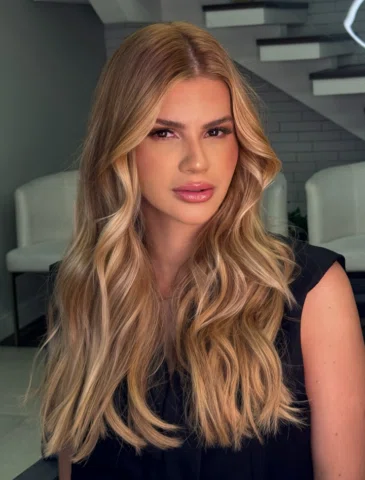 Minha maninha arrasa demais, que cabelo 😮‍💨 Obrigada pelo trabalho impecável e