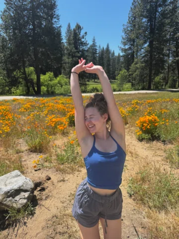 Find some time to explore outside and forget about life 🌼