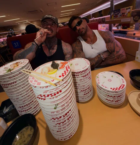Normalizem postar uma foto só.

1° prejuízo na culinária caseira do Japão 🎌 Apr