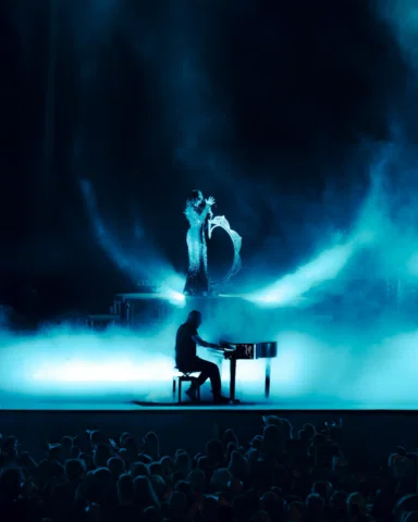 Happy birthday @coenjanssenofficial 🎶🎹

Thank you for the melodies, the fire, 