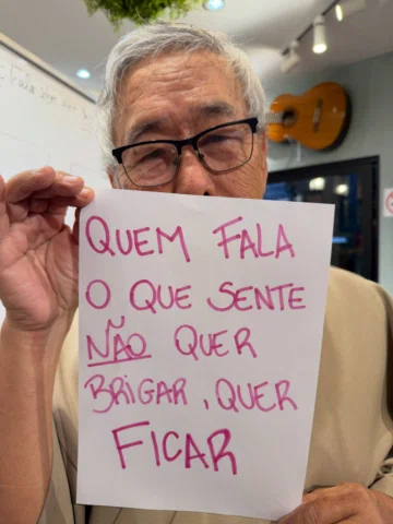 💭❤️ Falar o que sentimos nem sempre é fácil. Às vezes, o medo de uma discussão,