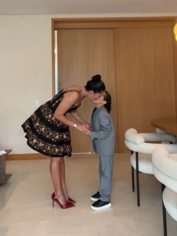Hoy celebramos una nueva nuevo logro. 🎓👨🏼‍🎓♥️ Te amo mi niño. Todo por ti 🤗