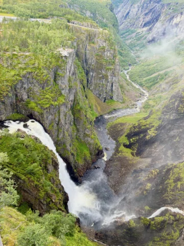 🚗 Roadtrip Norvège 🚗

Des années que je rêvais d’y voyager, elle m’en a mis pl