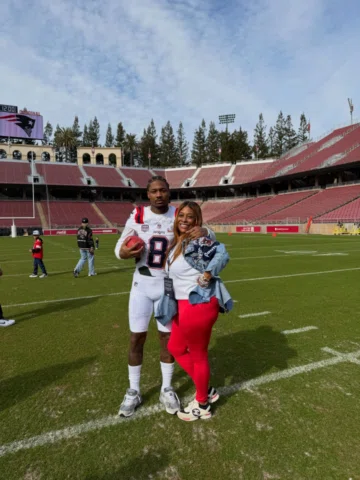 One more 🏈✨

#thenflmom
