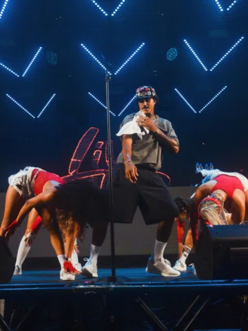 @mclivinho x vintevinteseis

// @p12jurere
