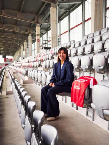 2029 MOMOKO TANIKAWA 18

I’m happy to be able to play for this club. There is st