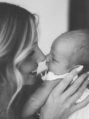 2 mois de toi aujourd’hui, mon petit amour qui m’a affirmé dans mon rôle de mère