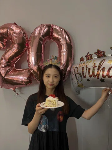 .
美味しいもの沢山。幸せ者。🫂

時間が経ってしまいましたが...
お誕生日のケーキ沢山頂きました。嬉しい☺︎