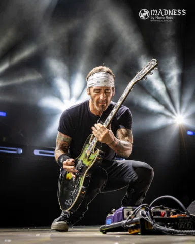 For a few seconds, there was no stage, no crowd, no noise around him.

Just Sull