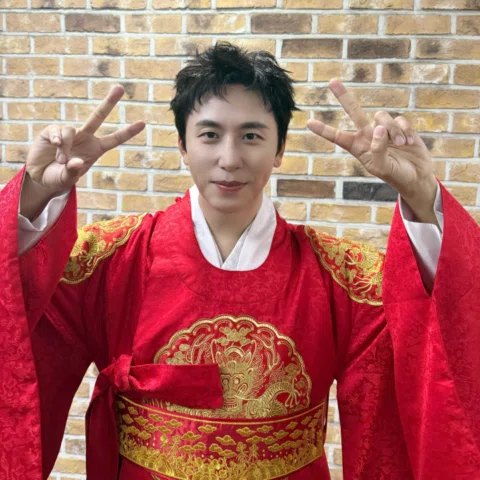 더 시즌즈 10CM의 쓰담쓰담
즐거웠습니다! 엣헴!