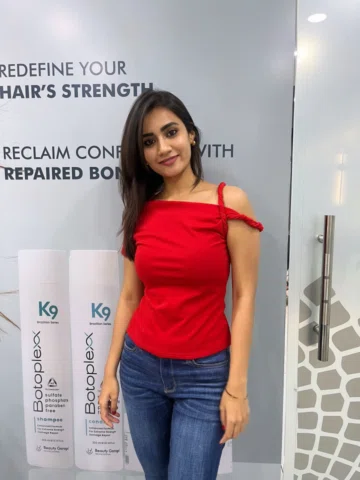 Salon day ❤️

#explore#explorepage#newpost#instalike#instafollow#trending#trendi