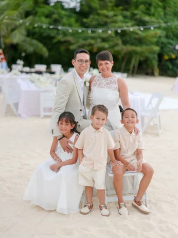 Lakas maka bride!!!! 👰‍♀️ loved having our kids right along side us this time ❤