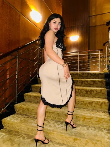 Her aura is addictive because her energy is genuine.🖤✨#instagram #instagood #fo