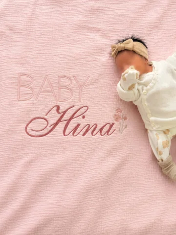 🌸 Hina 🌸 

Hina est un prénom d’origine japonaise et polynésienne (tahitienne)
