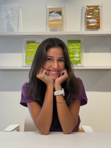 Meu Deus, que LOUCURA 

Como uma granola me fez viver tudo isso? Nem eu sei…

De