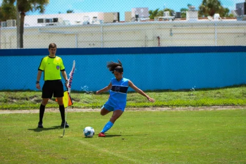 First Win!✅🦅
Primeira vitória!
.
.
.
+1🅰️ @kuseahawks