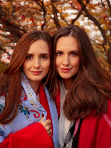 Ну всё , сестра улетела домой на Кипр. 2 месяца мы жили рядом и будто вернулись 
