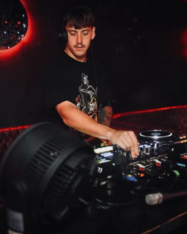 feels good to be back 🙂‍↔️

@overlordent returns with a new vision… see you ins