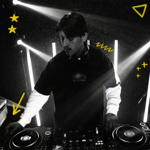 OUT NOW ⚠️

Free edit of Yeat’s “COMË N GO” w/ @hagandj.music has been released 