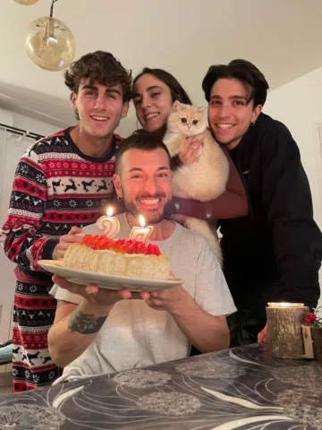 Happy Birthday to me!
E sono 27+10 😂🍰