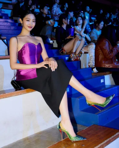 👠 @christianlouboutin 
😘🥰😍
#ChristianLouboutin #크리스찬루부탱