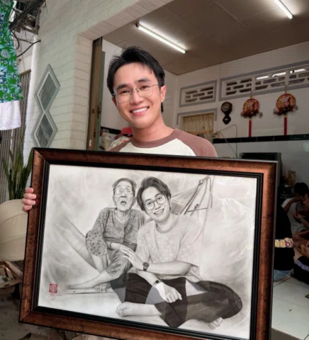 Mùng 2 bên ngoại! Cảm ơn anh @nguyenarttran đã vẽ tặng em hình của ngoại!!! #tet