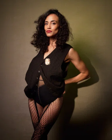 LOOK 6 … in the portrait studio with @bobturtonphotography 
@dev_roc_g @rocstyli