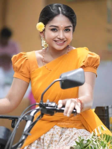 Finally… the wait is over! 🌼✨

Unga ellarukkum Samanthi-ya introduce panna romb