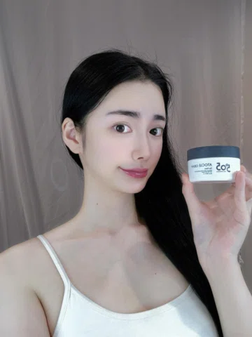 #협찬

@dr.505_official

🎀 [온 가족 보습 정착템] 예민하고 건조한 피부 고민 끝! 닥터505 아토클 크림으로 수분 충전 완