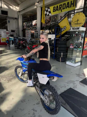😭😭🫶🏼#bikegirl