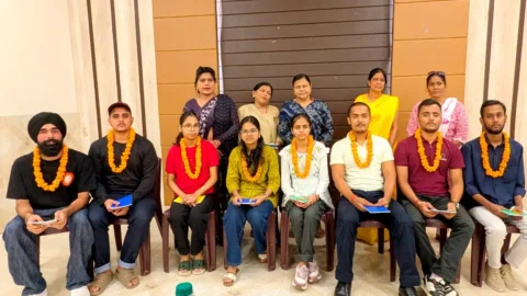 Today meetup 
Venue (Harjas hotel)
Get blessings by bjp Mahila Morcha 
All MBBS 