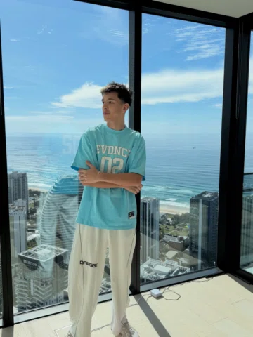 Still doesn’t feel real 🏠

Founder method 🛌

Doing absolutely no work btw

Sun