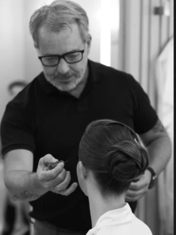 Mais q um penteado e uma maquiagem, é amor e prazer pelo q faço. ❤️