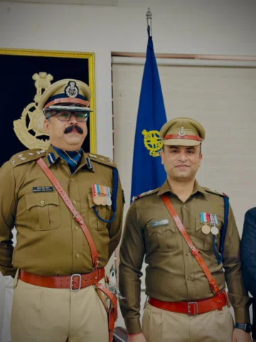 कप्तान साहब 👮‍♂️ #happyrepublicday #police #ips